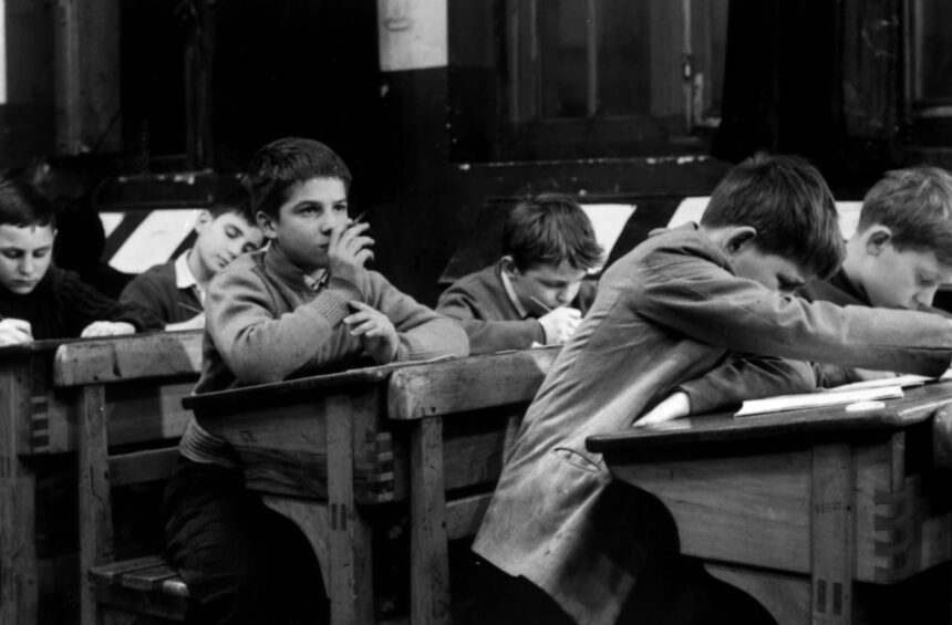 pupils (1) Μιά κουβέντα με έναν φίλο, φυσικό